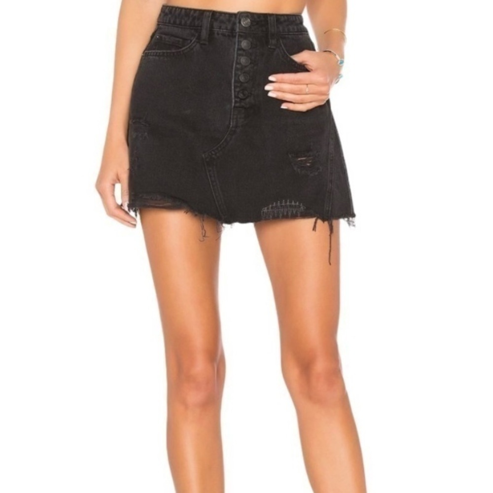 Free People Rainn Women's Black‎ Distressed Button Up Denim Mini Skirt SZ 31